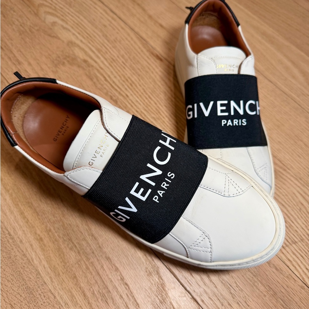 Givenchy Men's Cream and Black Strap Sneakers